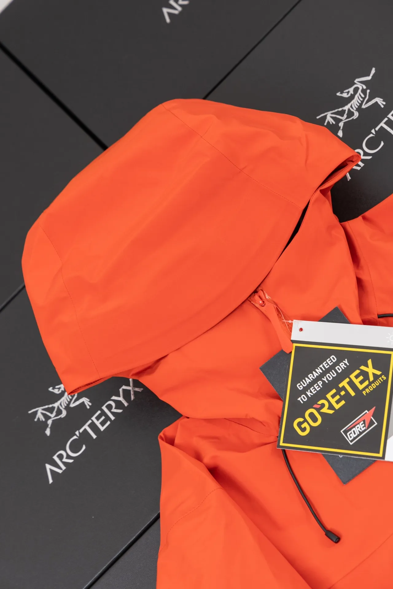 Quality ARC'TERYX SV Arcteryx Alpha SV GTX Same Style S XXL Premium ～ ！ ， 。 Recco ， ， ！ Authentic Gore-Tex ： 100% ＋ ＋20d ( )＋ Authentic ！ ！ ～ ， 。 。 ， ， ， 。 ， Quality 。 😊 Quality ！ Size：S/M/L/XL/XXL ： 81 83 86 88 90 ：117 122 128 132 136 ： 59 61 64 66 68 ： 53 55 58 60 62 S 80-120 M 110-150 L 140-170 XL 160 XXL 180 os ～